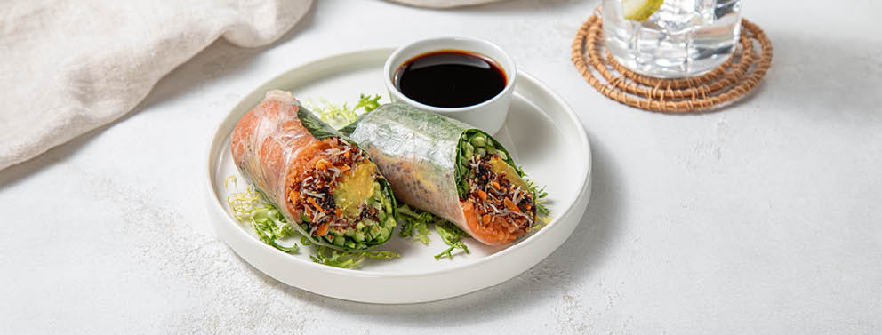 Smoked Salmon Salad Roll